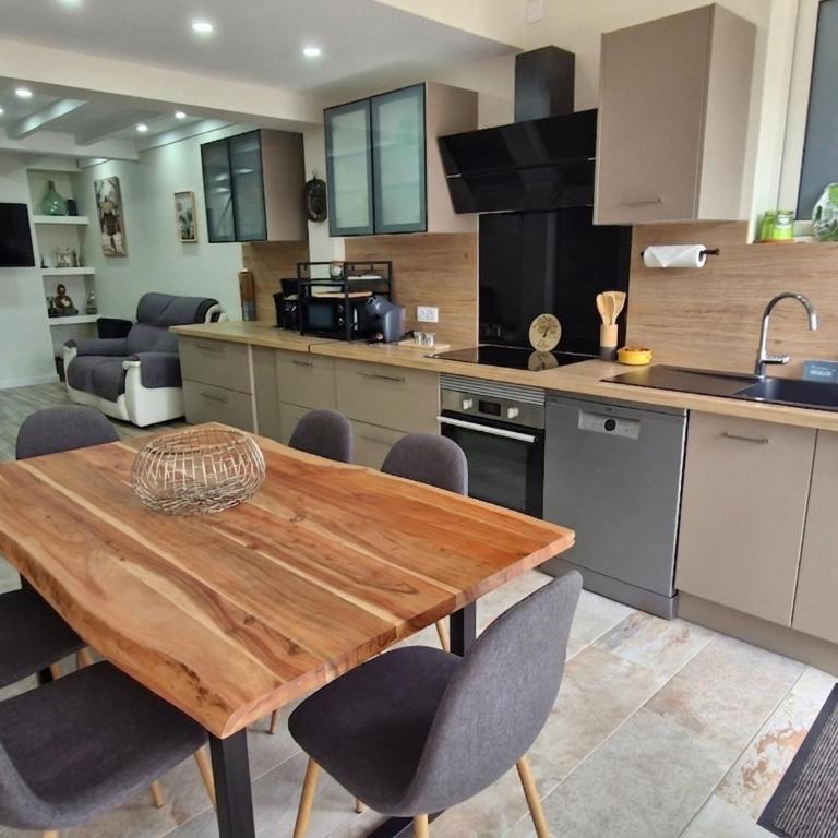 Nouveau ! Maison Dora 4-6 pers à St Pierre La Mer proche de la plage et de toutes commodités à pied - Maison 2 Chambres - 11