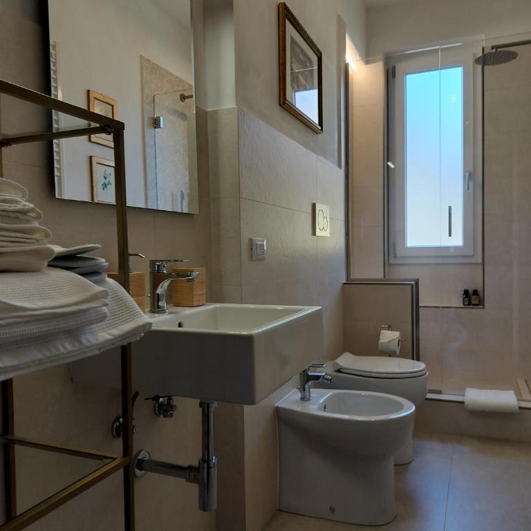 Paoletti Apartment Florence - Two-Bedroom Apartment with Terrace - 30