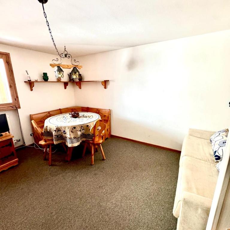 Apartment in Cervinia, 50 meters from the ski slopes and garage - Appartamento con 2 Camere da Letto - 17