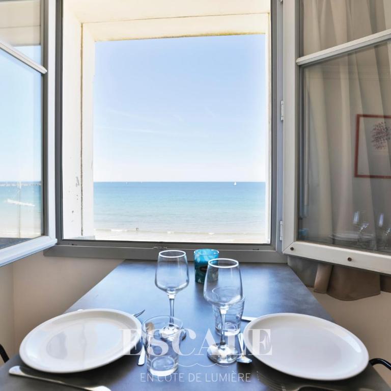 Vue mer piscine & plage au pied de la résidence - Appartamento - 2