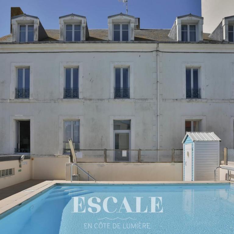 Vue mer piscine & plage au pied de la résidence - Appartamento - 20