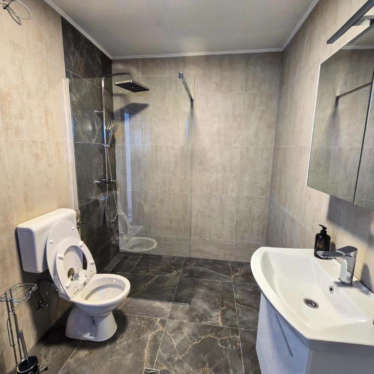 Guesthouse Gerin - Kuća sa 2 Spavaće Sobe - 11