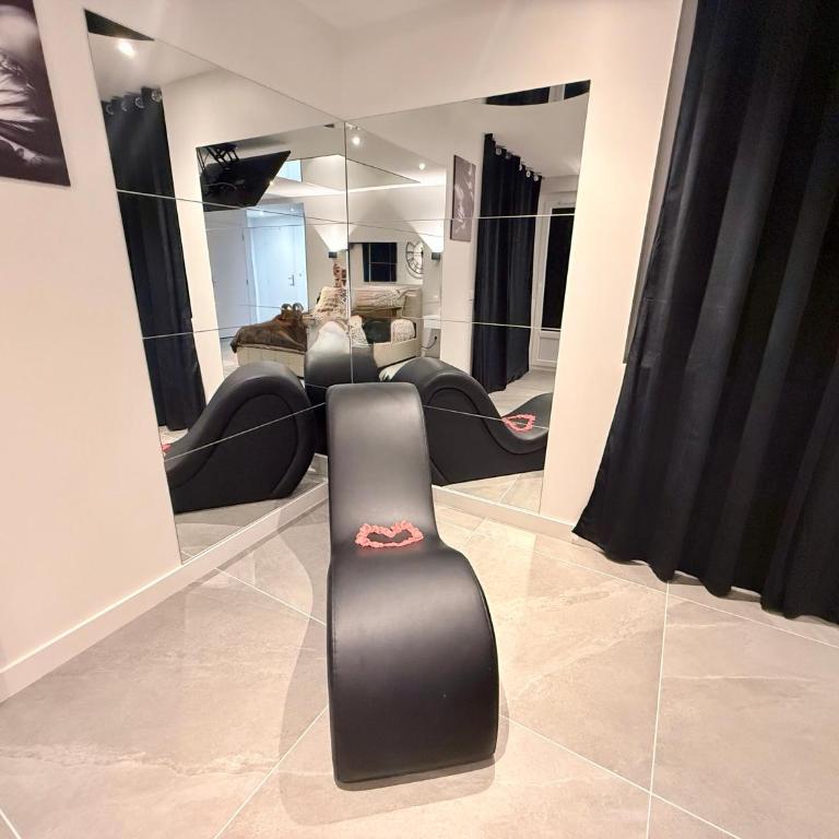 Les Reflets de l'interdit - Appartement 2 Chambres - 6