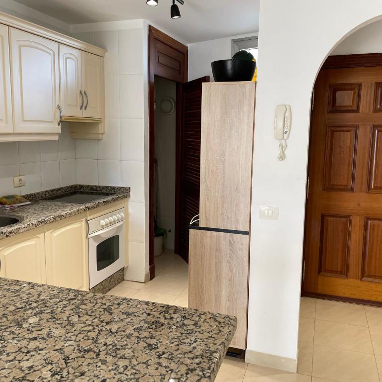 Piso Relajante Sol Paraiso - Two-Bedroom Apartment - 25