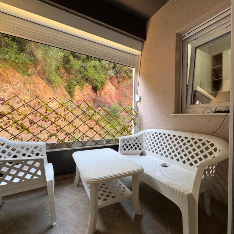 Old Bakery Budva - Studio-Apartment mit Balkon - 7