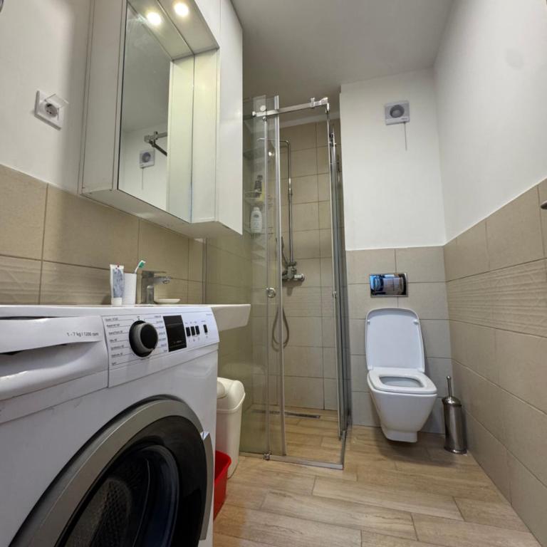 Old Bakery Budva - Studio-Apartment mit Balkon - 3