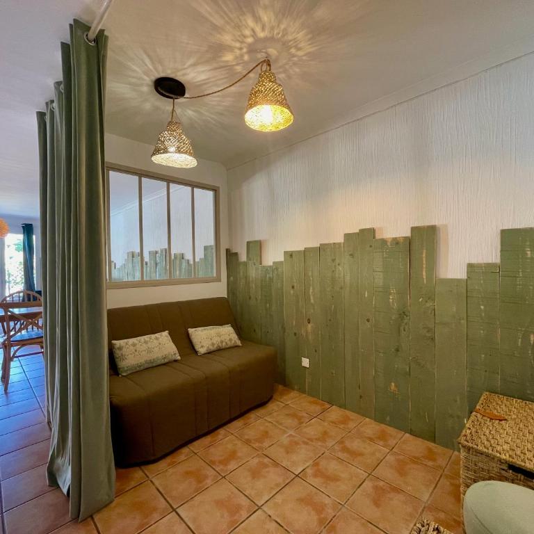 Jolie maison de ville, parking et jardin privés - Casa con 2 Camere da Letto - 15