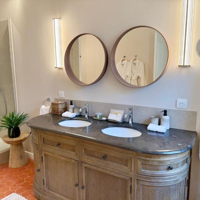 Château Saint Perret - Chambre Lit King-Size Deluxe - 5
