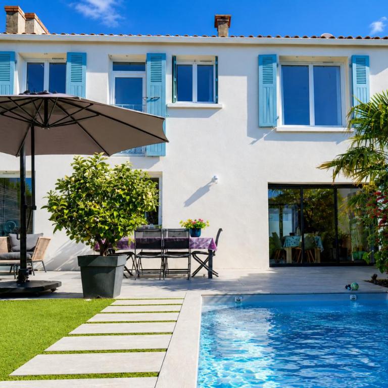 Jolie maison de vacances avec piscine - 5 personnes - Casa - 1