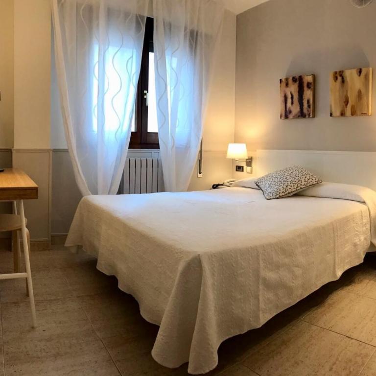 Hotel Rio Arga - Habitación Doble - 1 o 2 camas - 13