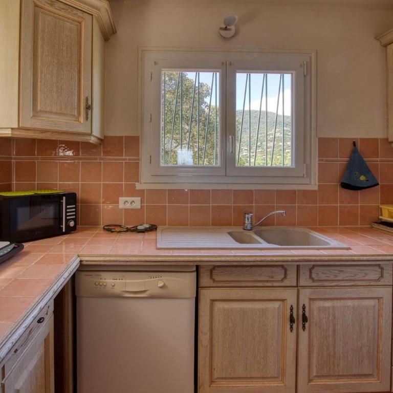 Villa in Cavalaire-sur-Mer - Gulf of Saint-Tropez - Villa - 12
