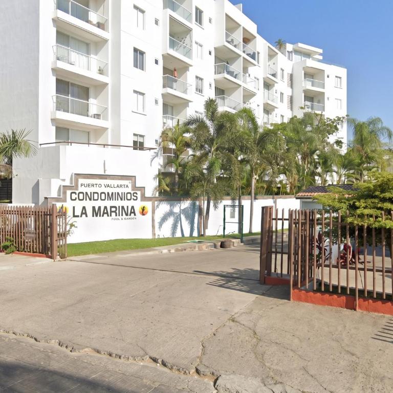 Moderno departamento con terraza en La Marina - Apartamento de 2 dormitorios - 31