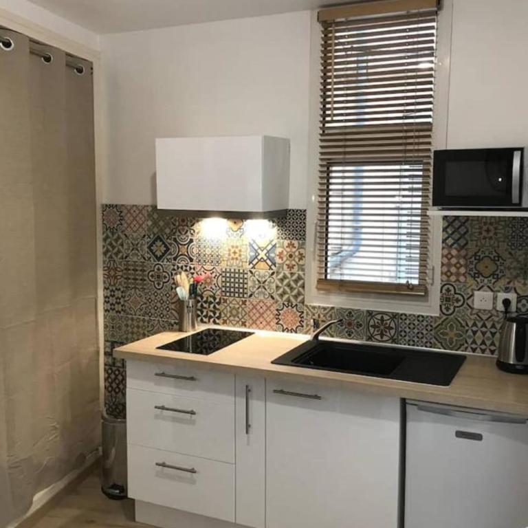 Quiet Studio For 2 Near Palais Des Papes - Studio - 3