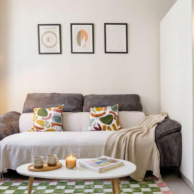 FurtiveStay - Sentier - Ste Foy - Apartment - 11