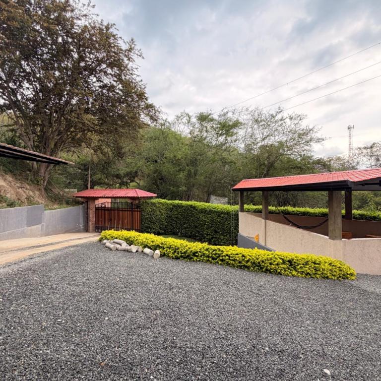Casa campestre con piscina y Jacuzzi - Casa con 1 dormitorio - 6