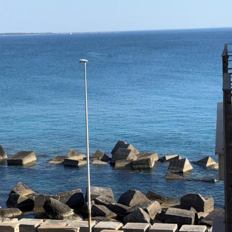 Bellavista - sea view - by Click Salento - Appartamento con 2 Camere da Letto e Vista Mare - 2