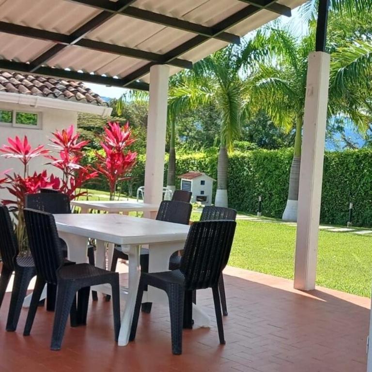 Finca San Juan Anapoima Cundinamarca Colombia - Three-Bedroom House - 6