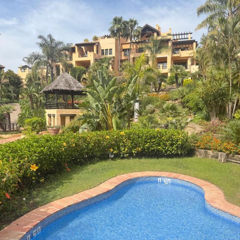 Paradise - Two-Bedroom Apartment - 52