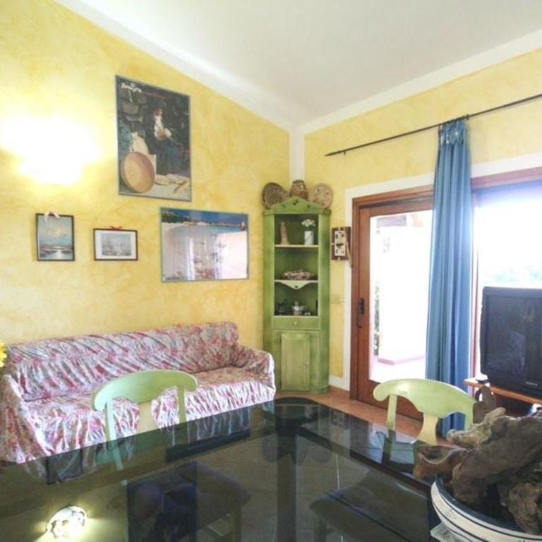Villetta indipendente con 2 camere - Two-Bedroom House - 1