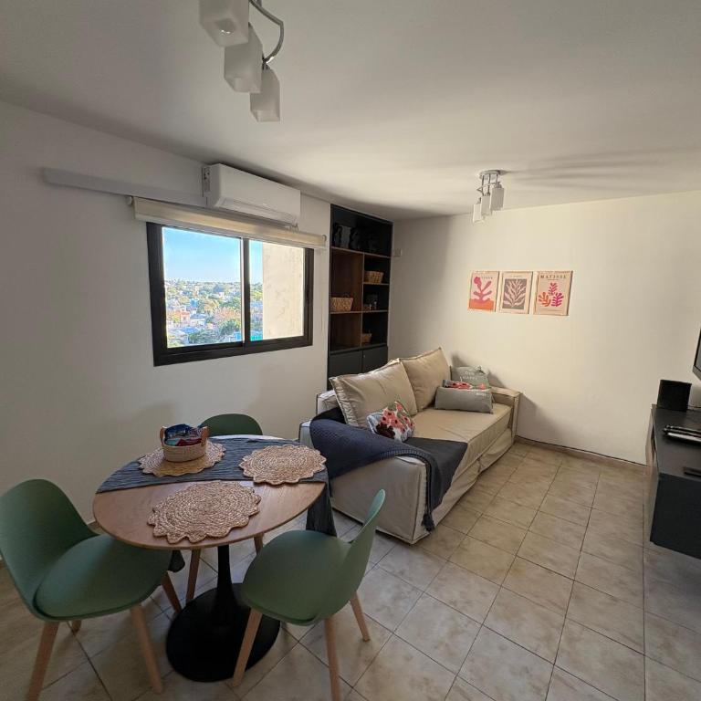 Dos ambientes, moderno y luminoso! - One-Bedroom Apartment - 3