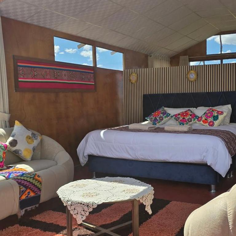 Titicaca Wara wara Lodge - Suite with Lake View - 2