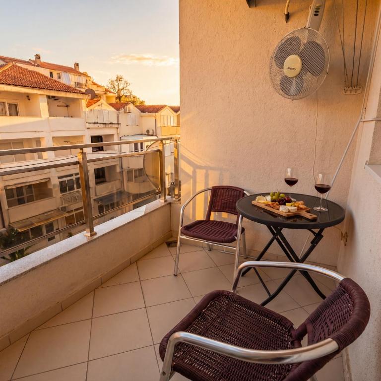 MonteWave Near Beach - Apartment mit 2 Schlafzimmern - 2
