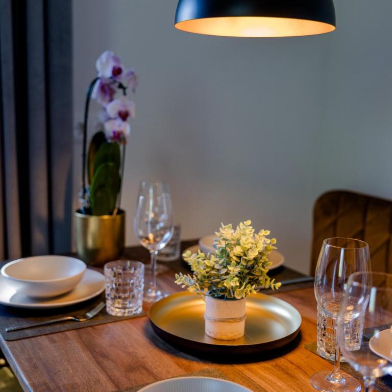 UNiQE City Nähe und Sky TV - Apartment mit 2 Schlafzimmern - 4
