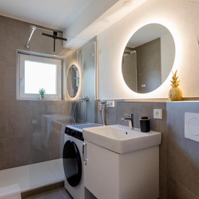 UNiQE City Nähe und Sky TV - Apartment mit 2 Schlafzimmern - 23