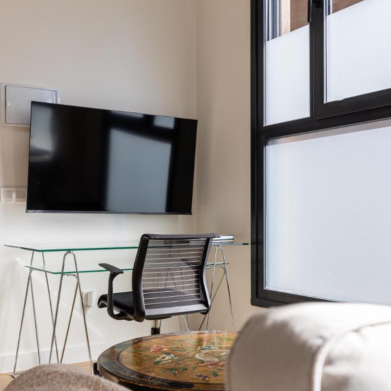 JEWELS LUXURY s2 - One-Bedroom Apartment - 14