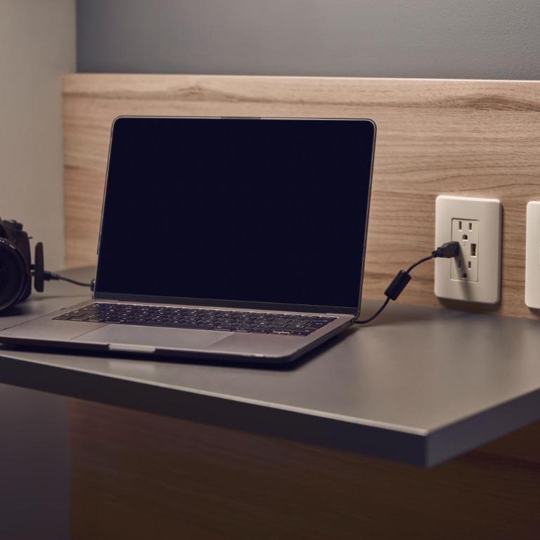 One Monterrey Tecnologico - Standard Queen Room - 11