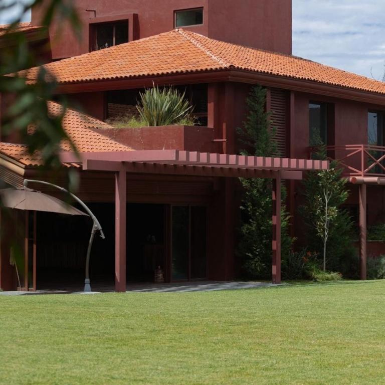 Quinta Abadía, Entire Mansion in la Primavera near Estadio Akron - One-Bedroom House - 22