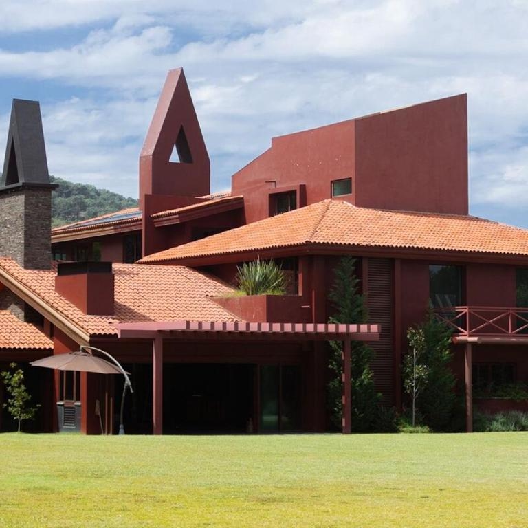Quinta Abadía, Entire Mansion in la Primavera near Estadio Akron - One-Bedroom House - 24