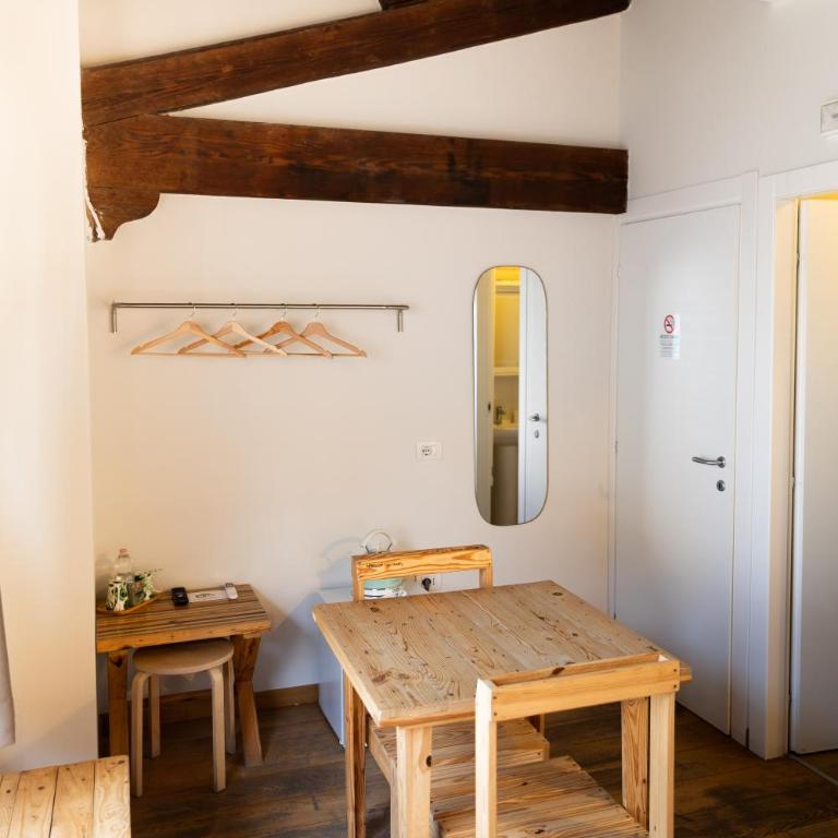 Le Camere Pietrasantine - Garage Bonci - Camera Matrimoniale con Bagno Privato - 9