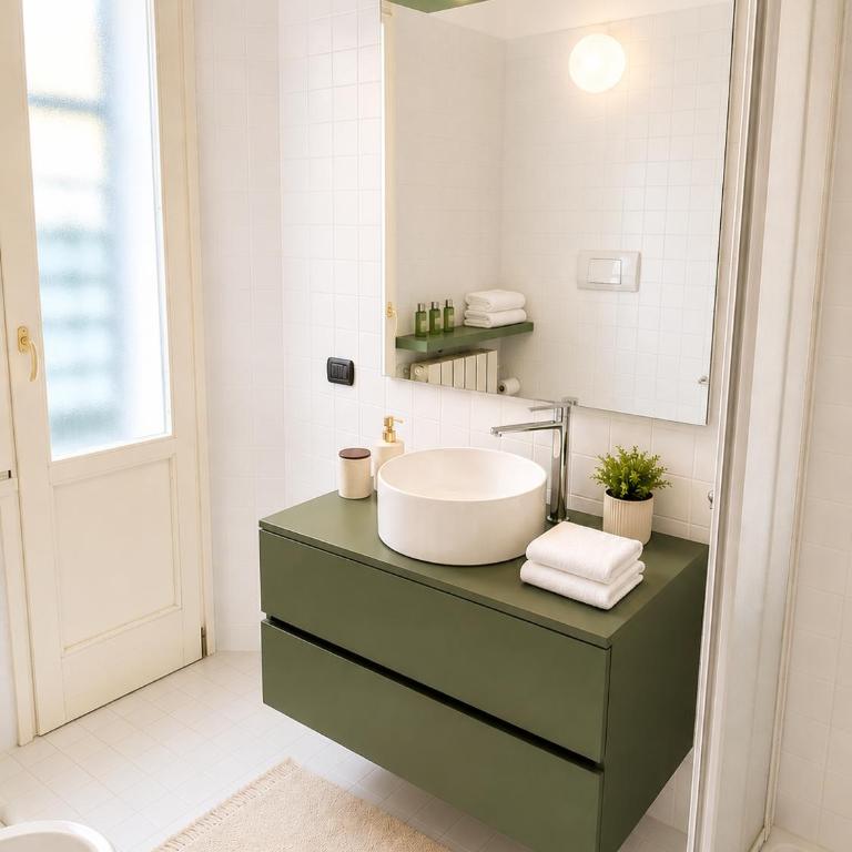The Italian House Club - One-Bedroom Apartment - 8