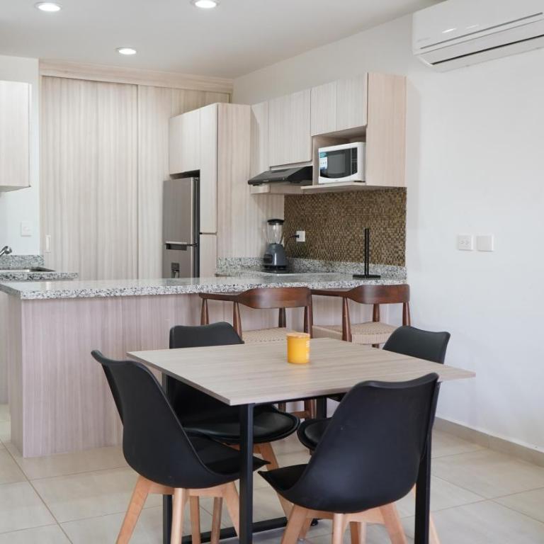 Almarena, Family Condo with Balcony in Mazatlán - Apartamento de 2 dormitorios - 16