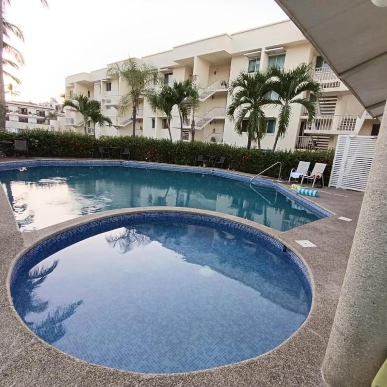 Refugio con estilo en el corazón de Zona Romántica - Apartamento de 2 dormitorios - 6
