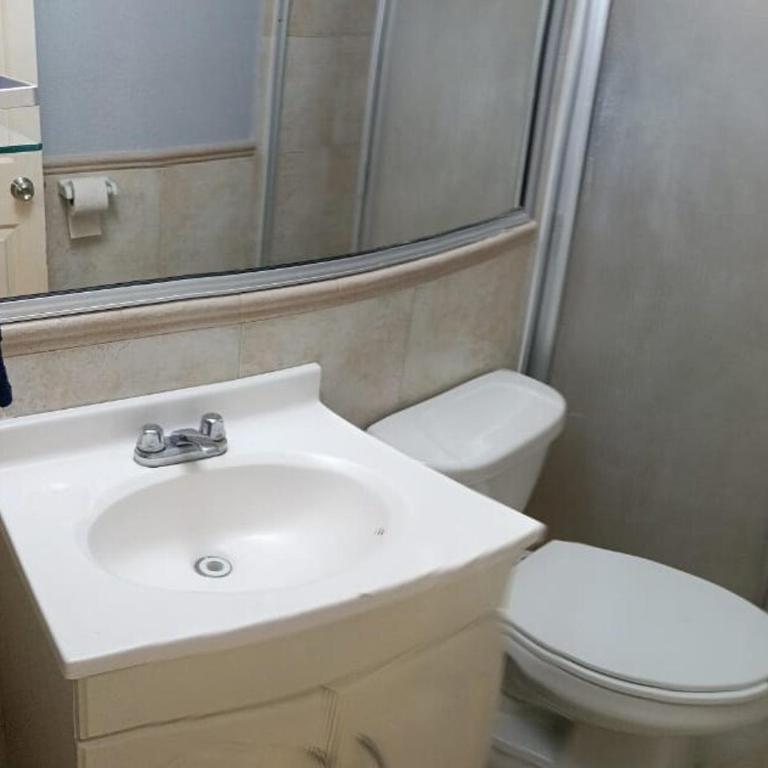 Refugio con estilo en el corazón de Zona Romántica - Apartamento de 2 dormitorios - 7
