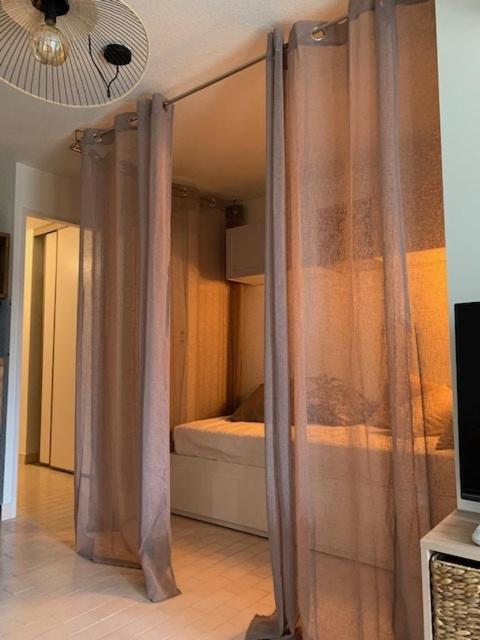 Studio climatisé avec une vue mer panoramique sur la baie d'Agay - Appartement 1 Chambre - 10