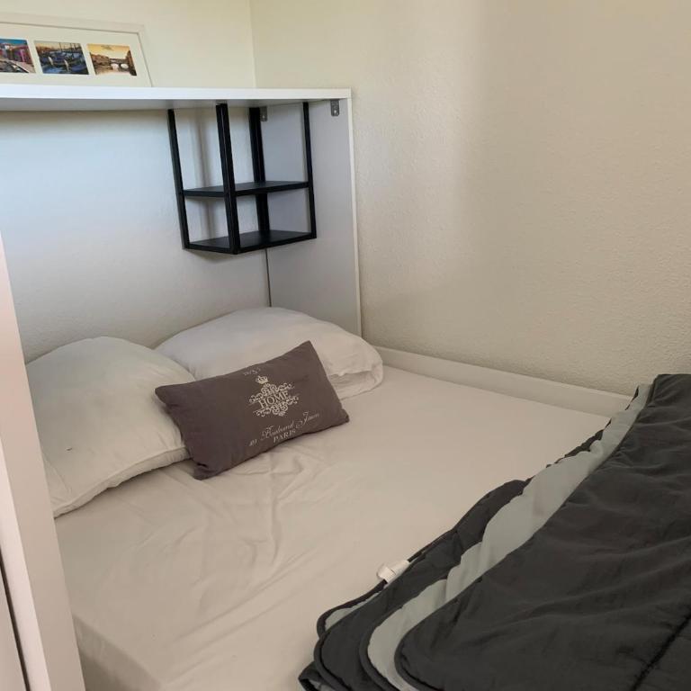 Studio climatisé avec une vue mer panoramique sur la baie d'Agay - Appartement 1 Chambre - 7
