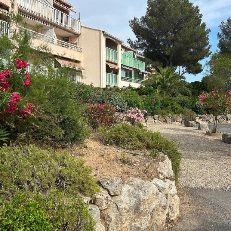 Studio climatisé avec une vue mer panoramique sur la baie d'Agay - Appartement 1 Chambre - 14