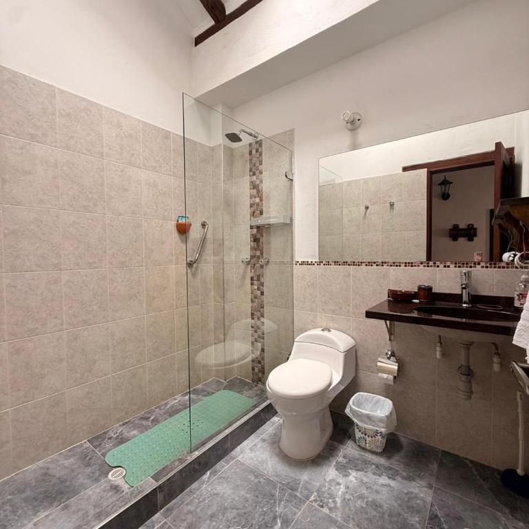 Hotel El Peregrino De La Villa - Family Room with Balcony - 3