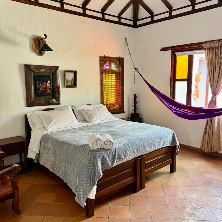 Hotel El Peregrino De La Villa - Double Queen 2nd floor - 6