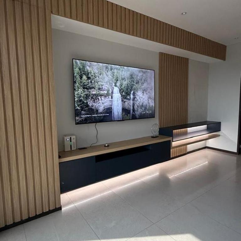 Apartment for 6 people with a pool, gym, coworking space, and parking - Three-Bedroom Apartment - 16
