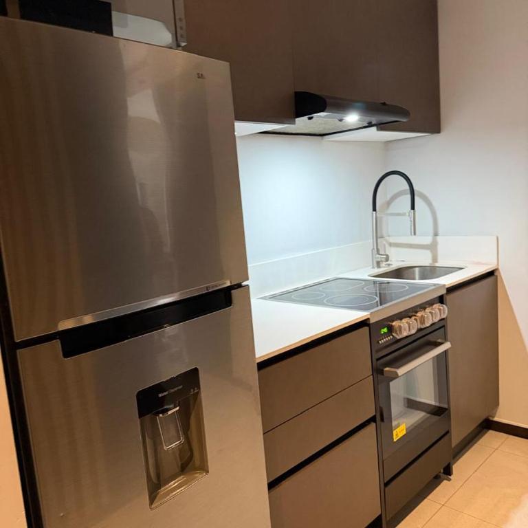 Apartment for 6 people with a pool, gym, coworking space, and parking - Three-Bedroom Apartment - 52