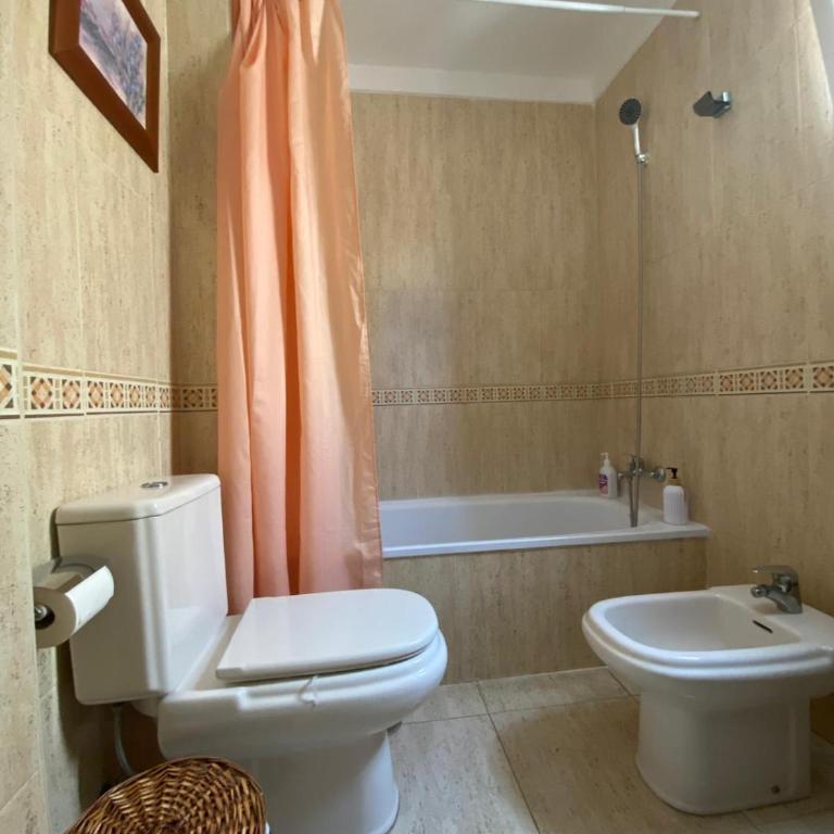 Precioso tríplex en Tenerife con vistas al mar - Two-Bedroom Apartment - 58