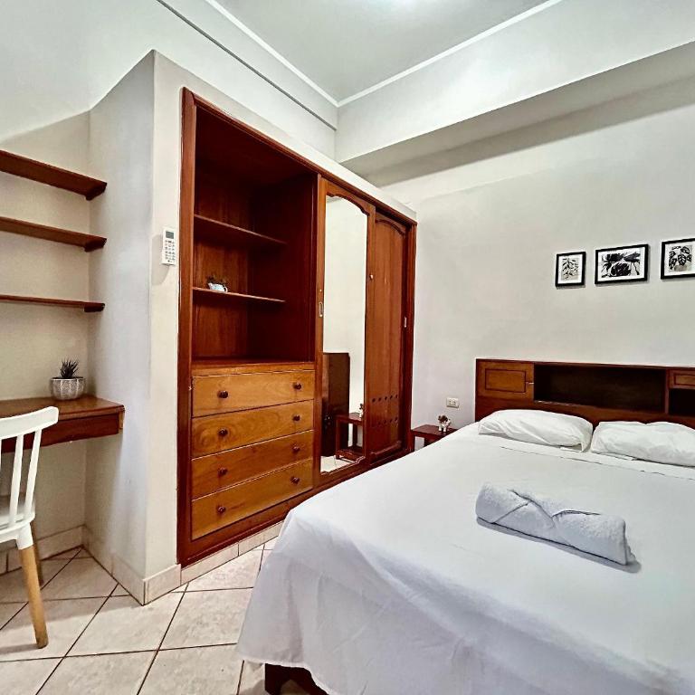 Vive a 5Min del centro 3HAB con A/C Cochera Privad - Villa - 2