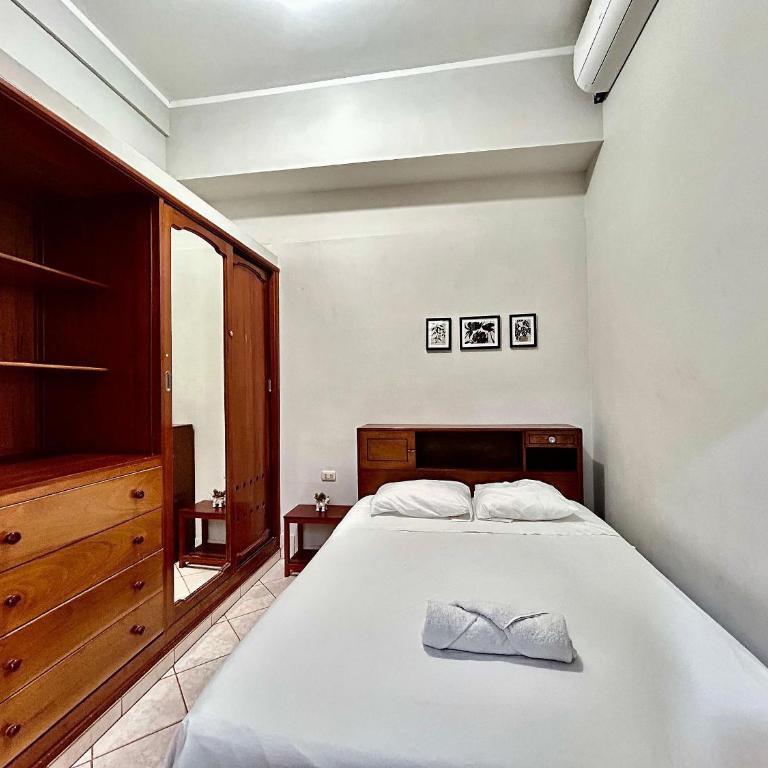 Vive a 5Min del centro 3HAB con A/C Cochera Privad - Villa - 3