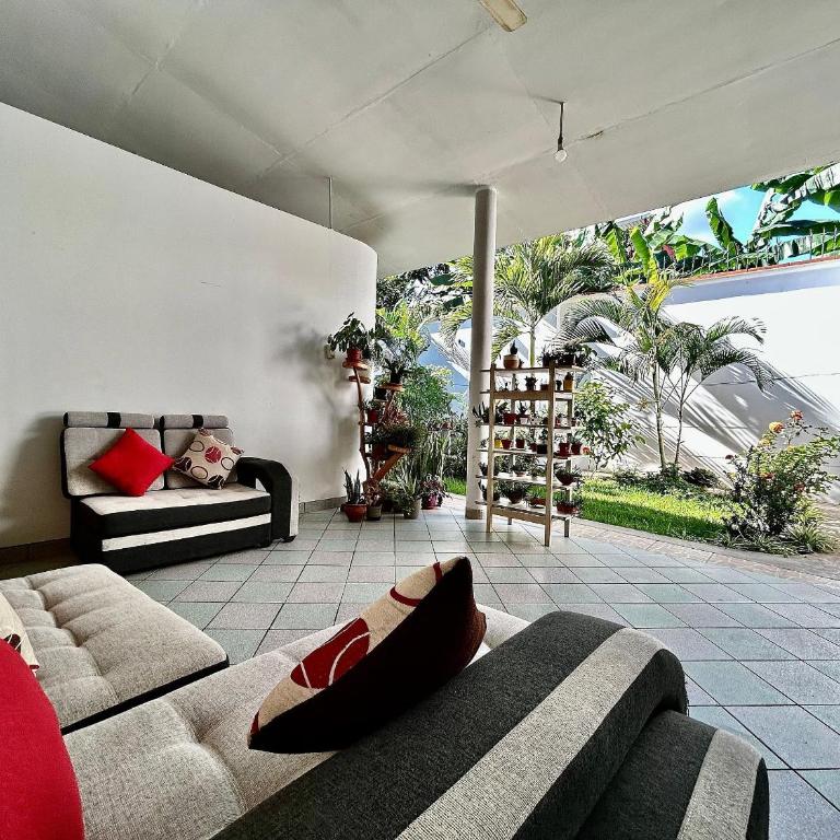 Vive a 5Min del centro 3HAB con A/C Cochera Privad - Villa - 1