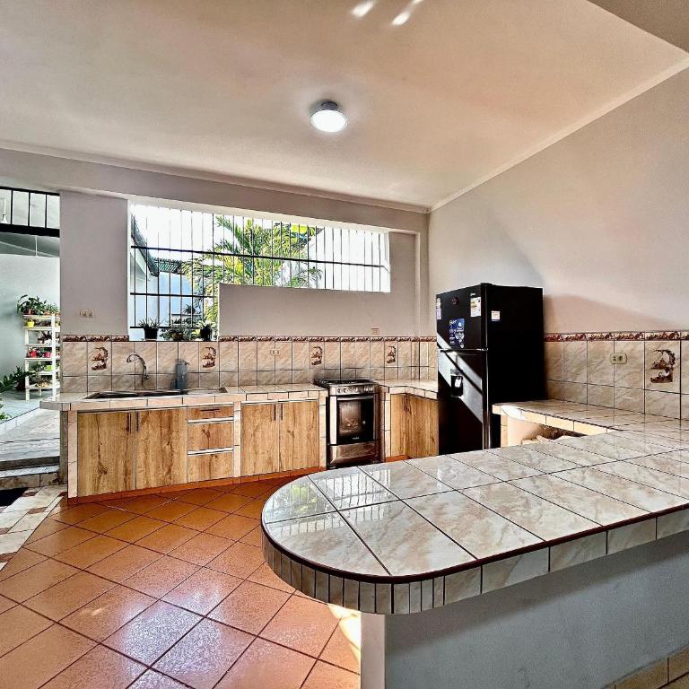 Vive a 5Min del centro 3HAB con A/C Cochera Privad - Villa - 29