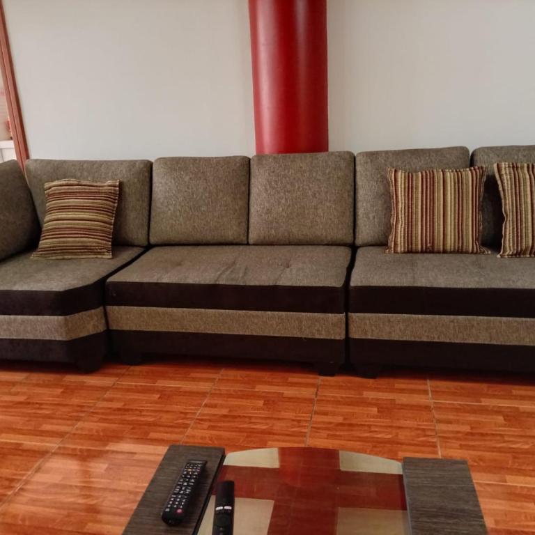 Comodo Departamento en 3 piso con Estacionamiento auto o camioneta - Two-Bedroom Superior Apartment - 5
